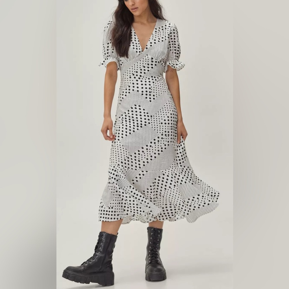NWT Nasty Gal Polka Dot Midi Dress in Black and White -‎ 6